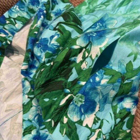 Women's size 10, Nine West, beautiful A-line dress, colors are gorgeous, pockets - Picture 8 of 9